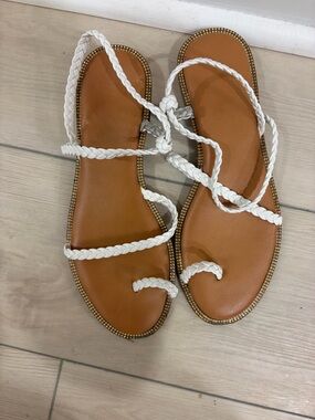SHEIN White Braided Toe-Ring Lace-Up Sandals with Tan Footbed